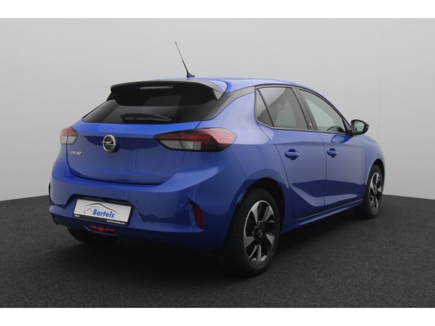 Fahrzeugabbildung Opel Corsa-e F Edition SHZ Einparkhilfe Alufelgen