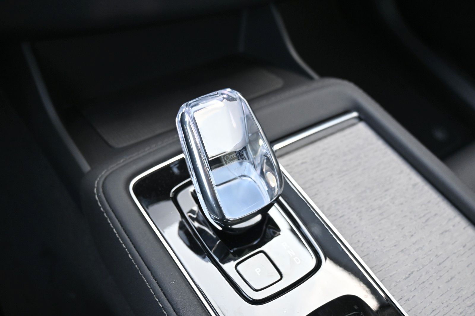 Fahrzeugabbildung Volvo XC90 T8 AWD Ultra Dark Recharge Plug-In Hybrid