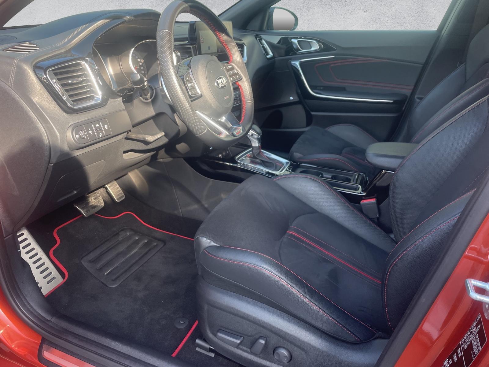 Kia cee'd 1.6 T-GDi DCT GT NAVI/LED