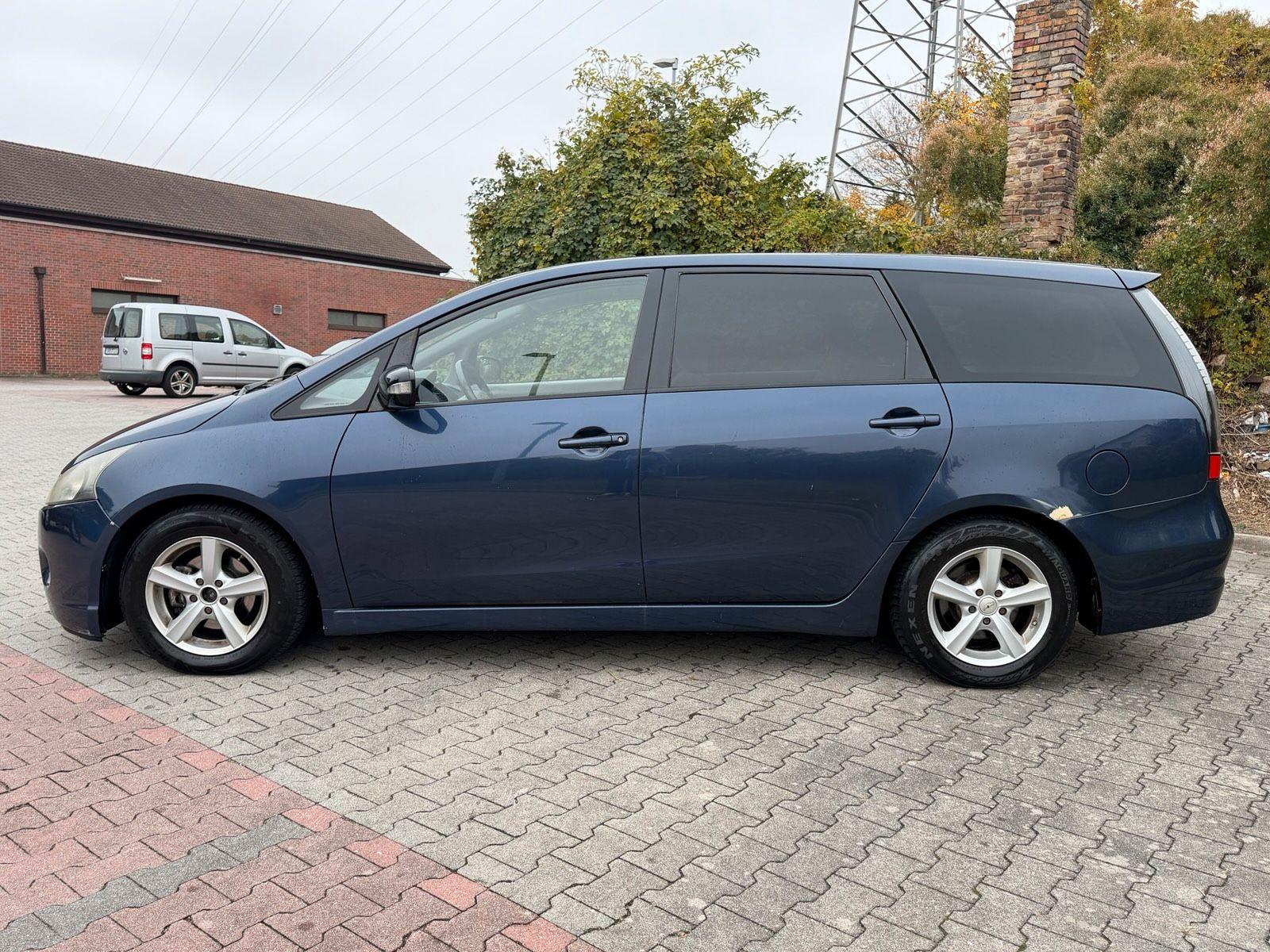 Mitsubishi Grandis 2004 — photo 8