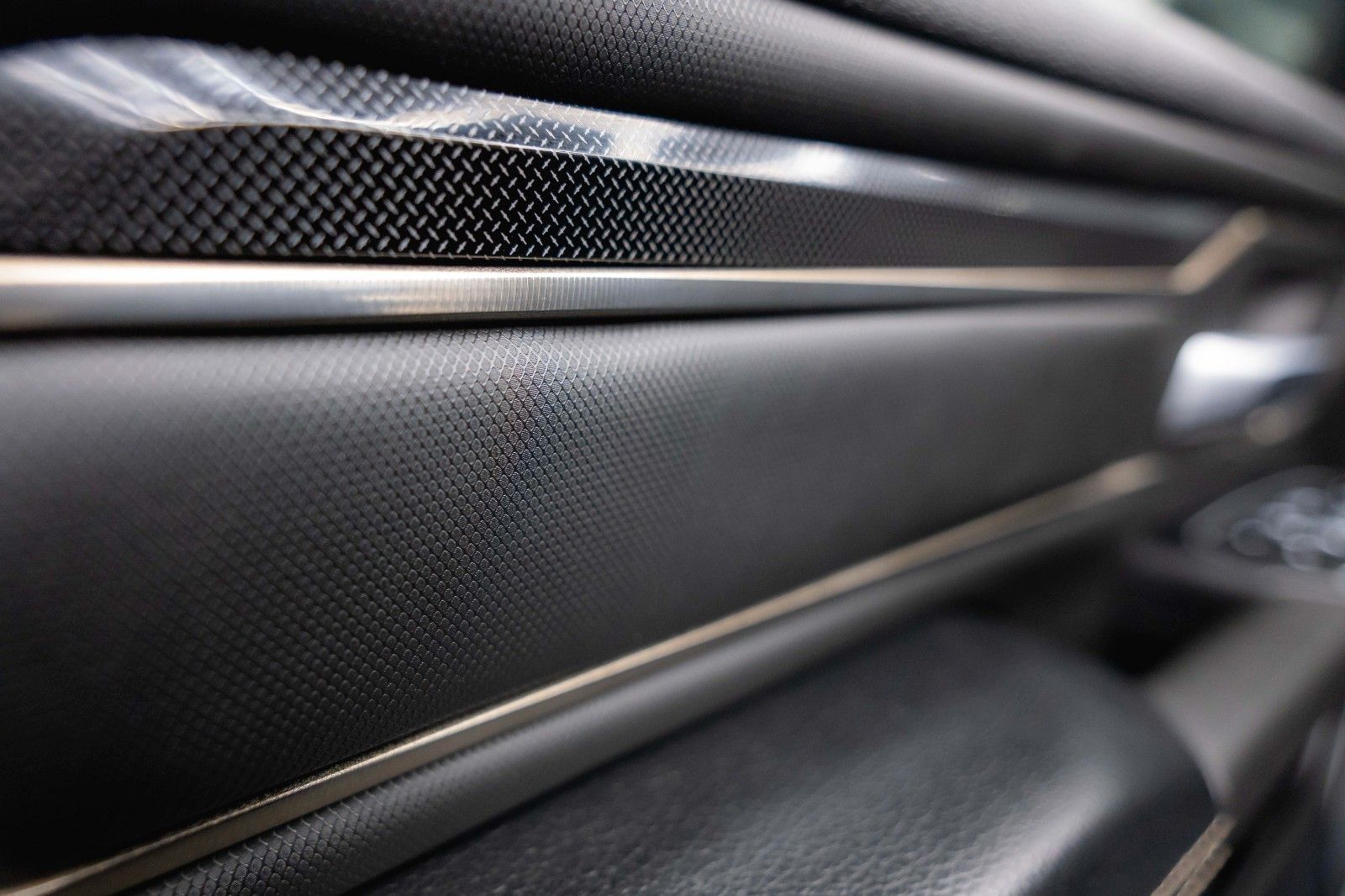 Fahrzeugabbildung Dodge RAM 5.7 V8 HEMI 4x4 REBEL OFFROAD Night AxleLock