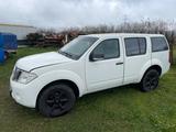 Nissan Pathfinder 2.5 dCi DPF SE 4WD - Nissan Pathfinder: Se