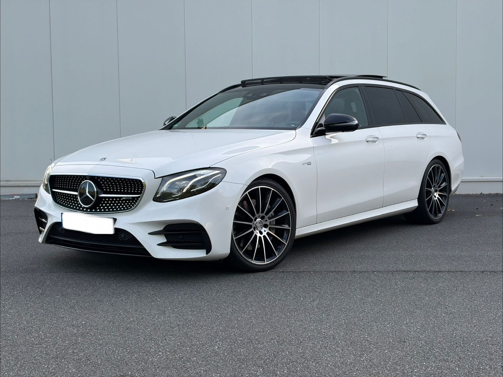 MERCEDES-BENZ HUD, FAP, Pano, Airmatic, Burmest, 20Zoll, Night