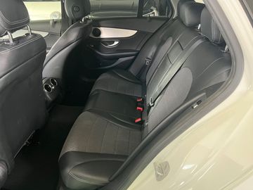 Mercedes C 220 - 11