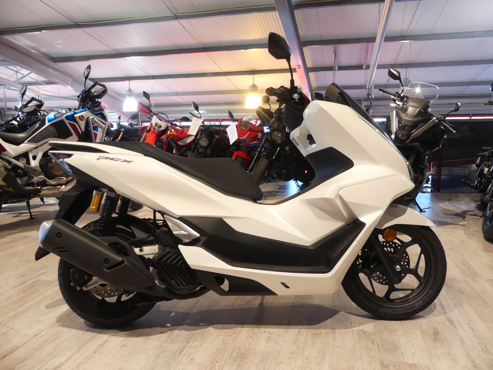 Honda PCX125 mit ABS  Incl. Anlieferung