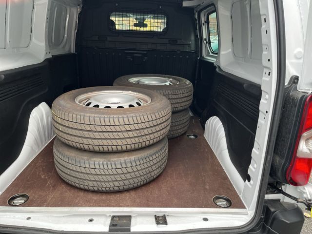 Peugeot e-Partner L2 EHZ (50kWh)