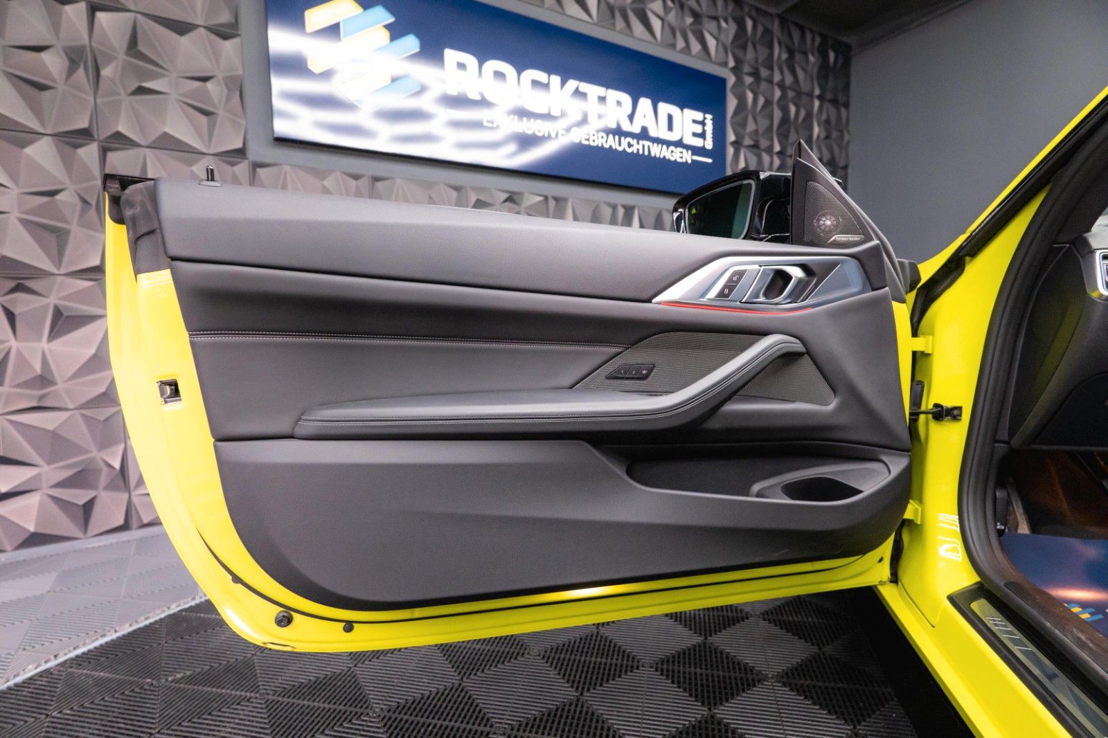 Fahrzeugabbildung BMW M4 Cabrio xDrive Competition AC Schnitzer LASER