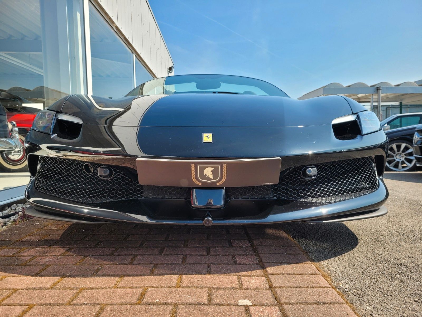 Fahrzeugabbildung Ferrari 296 GTS/All Black/Lift/Daytona/HiFi