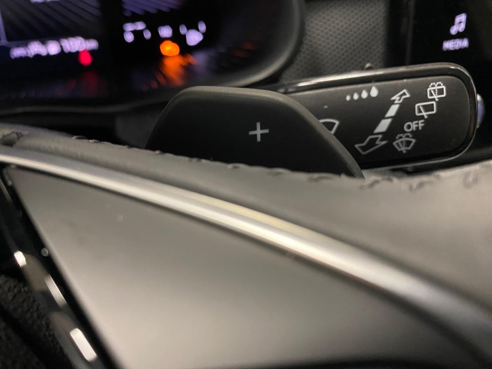 Fahrzeugabbildung SKODA Kamiq 1.0 TSI Selection AHK+APP+KLIMA+RFK+PDC+SI