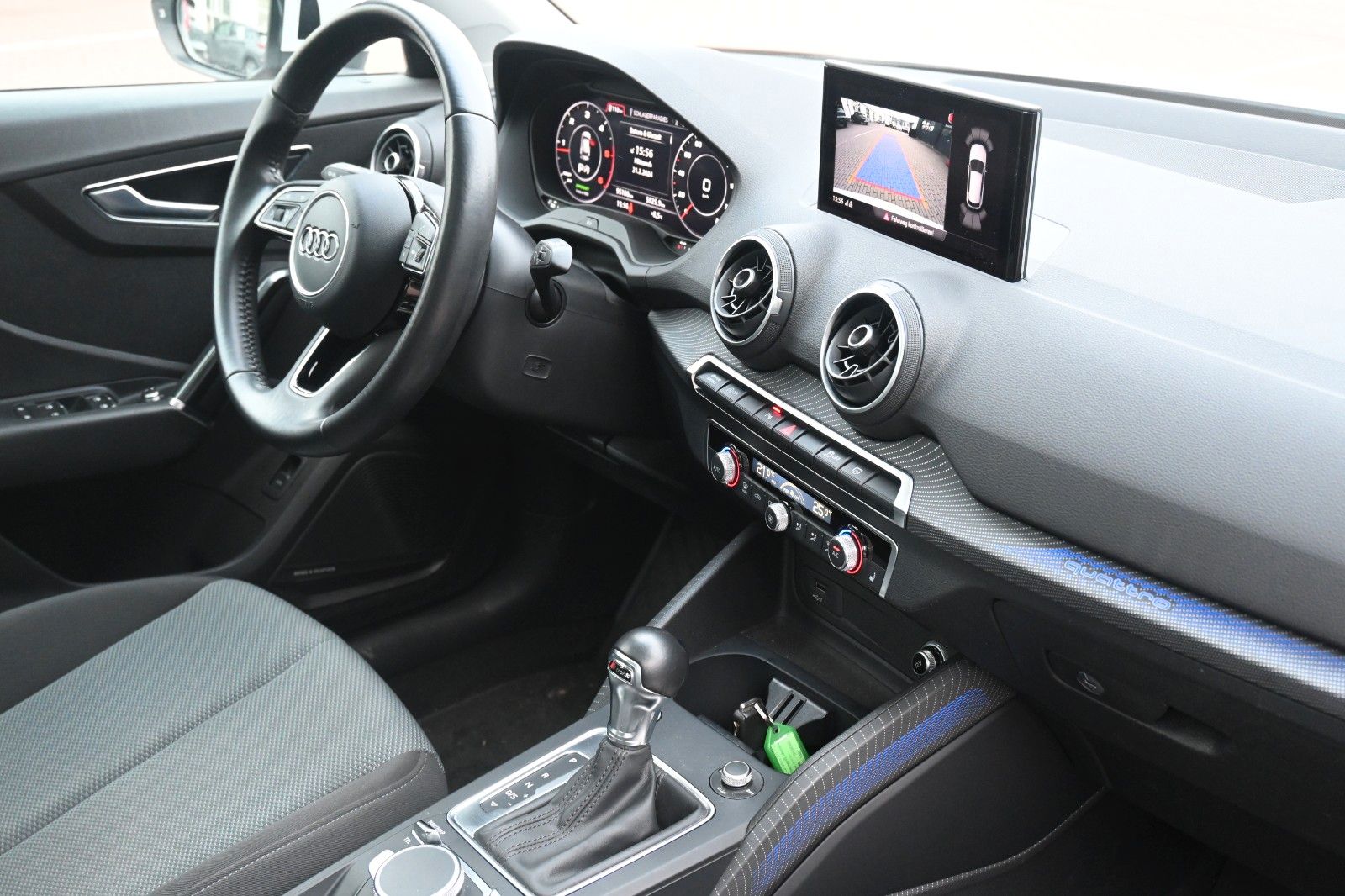 Fahrzeugabbildung Audi Q2 2.0 TDI S-tronic quattro *PANO*RFK*ACC*B&O