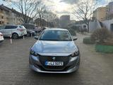 Peugeot e-208 Active - Peugeot e-208 von privat