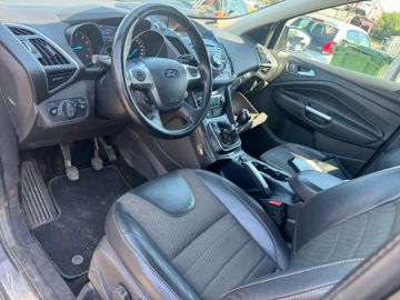 Ford Kuga - 10