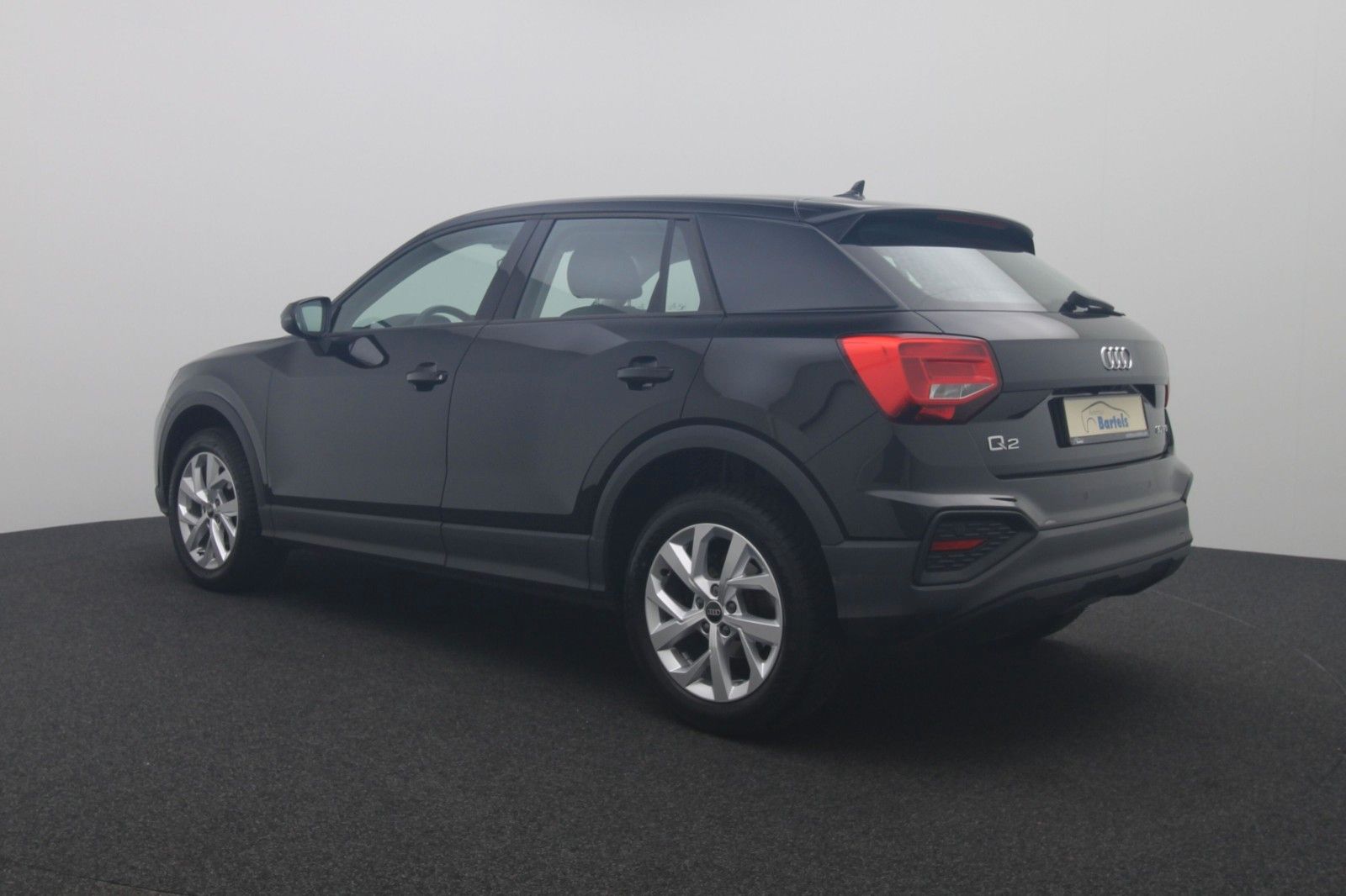 Fahrzeugabbildung Audi Q2 30 TFS Navi Kamera LED ACC