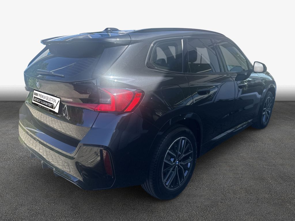 BMW X1 sDrive20i Aut. M Sportpaket LED SHZ AHK foto 2