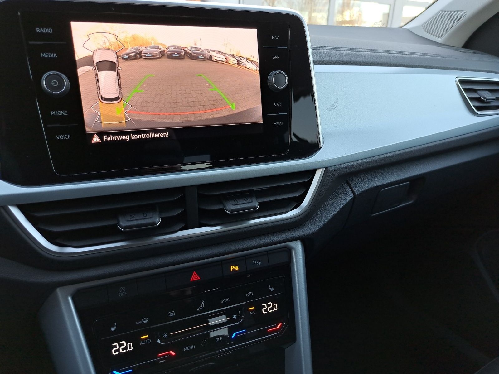 Volkswagen T-Roc - Bild 15