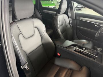 Volvo V90 - 10