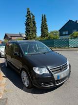 Volkswagen Vw Touran  2.0 TDI R-Line 170 Ps TÜV 05.2027 - Volkswagen Touran: Ps TDI 170