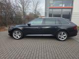 Skoda Superb 2.0 TDI SCR 140kW DSG Ambition Combi ... - Skoda Superb aus 2016 mit Diesel-Antrieb: Kombi
