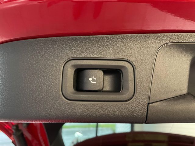 Fahrzeugabbildung Mercedes-Benz GLA 250 4M Head-Up/Multikontursitz/Standheiz/AHK