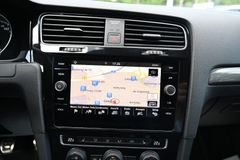 VW Golf VII Lim. 1.5 TSI IQ.DRIVE