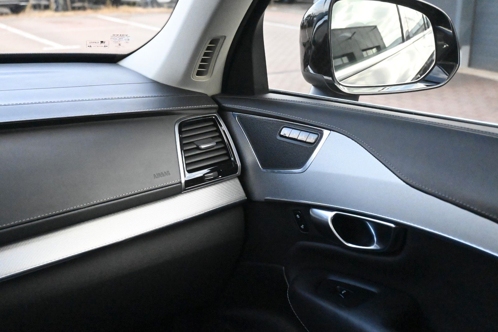 Fahrzeugabbildung Volvo XC90 D5 AWD Inscription*LED*PANO*STHZ*AHK