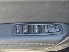 Fahrzeugabbildung Megane IV Grandtour Intens 1.3 TCe 140 EDC EU6d