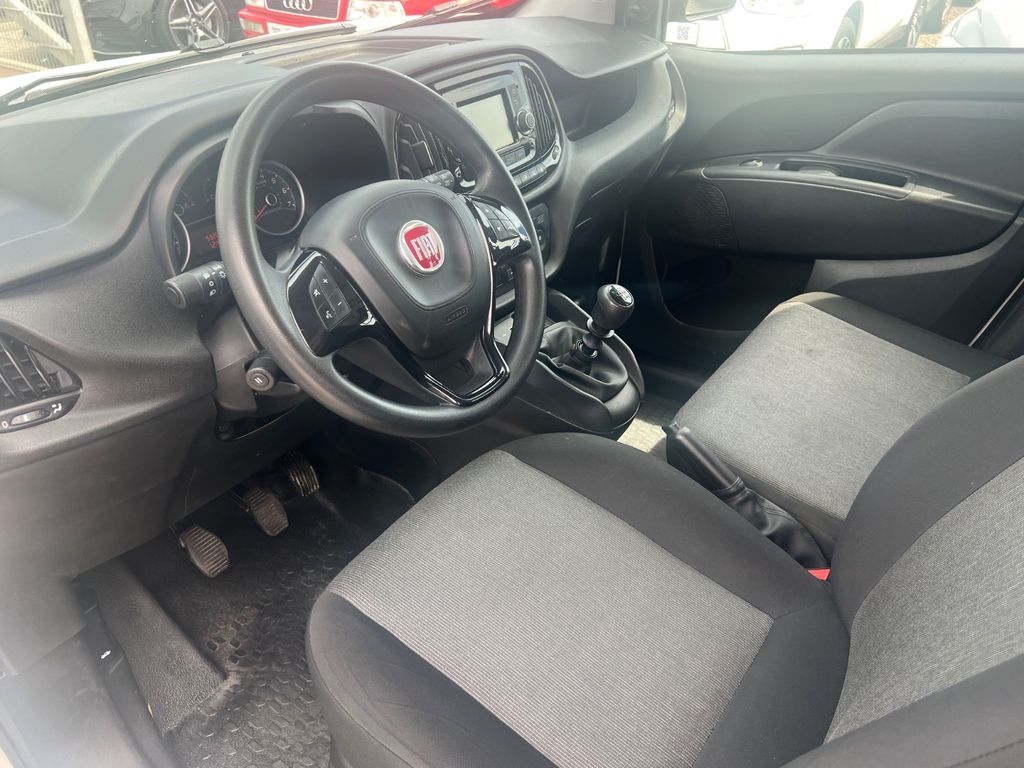 Fiat Doblo Doblò SX Kasten CNG UND BENZIN EURO 6 CH Fiat Doblo Doblò SX Kasten CNG UND BENZIN EURO 6 CH