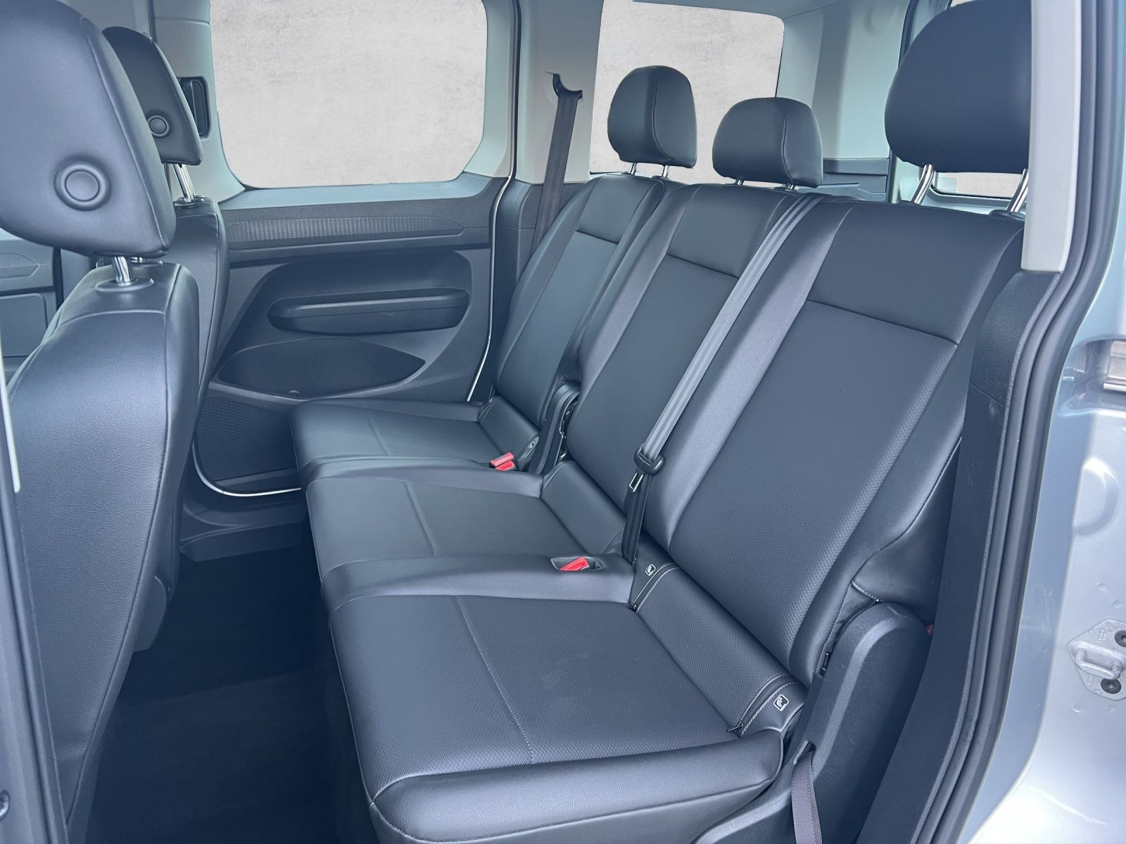 Caddy Kombi 5-Sitzer 2,0 l 55 kW TDI EU6 SCR Fro