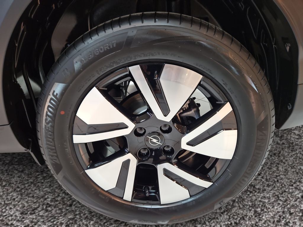 Fahrzeugabbildung Opel Frontera 1.2 DI Hybrid 48V eDCT GS