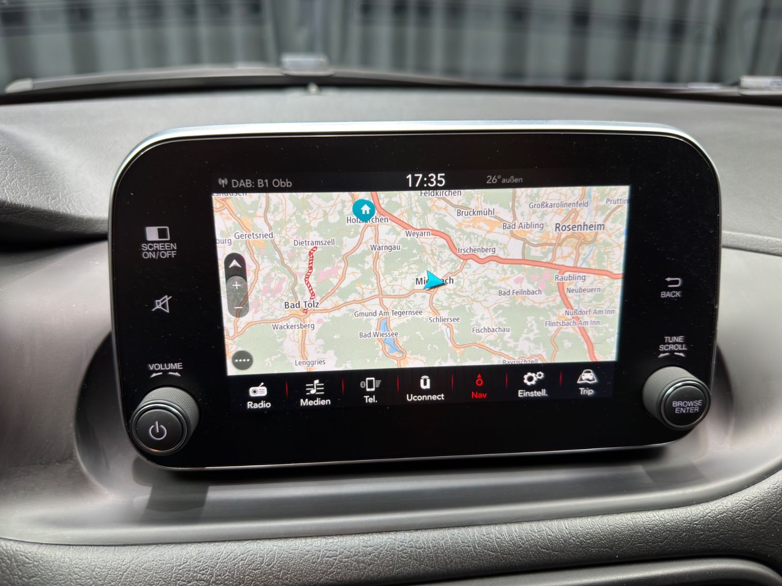 Fahrzeugabbildung Fiat Tipo Lounge |AHK|RF-CAM|LED|LEDER|NAVI