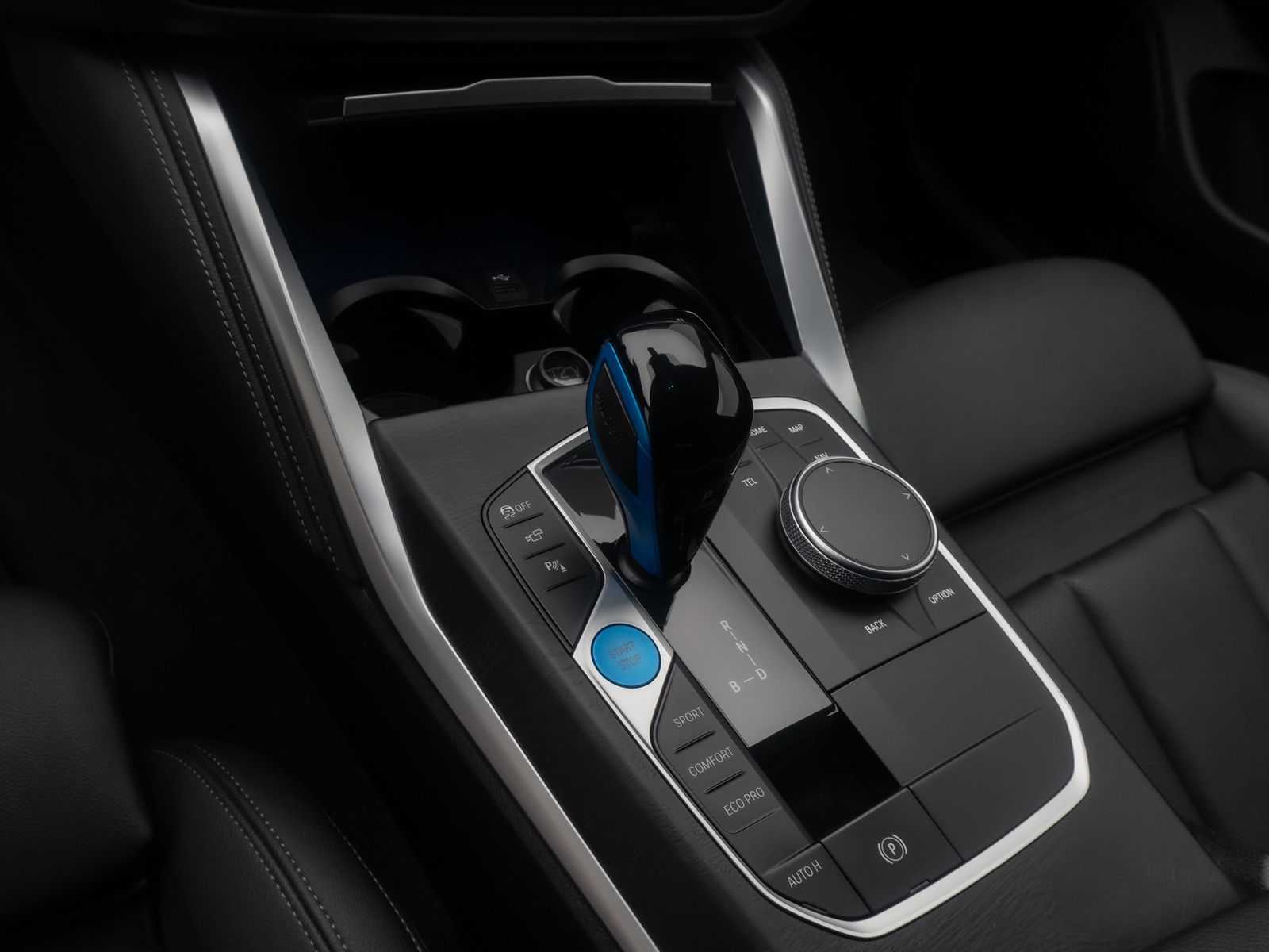 Fahrzeugabbildung BMW i4 M50 Gran Coupé 360°HUD DAB H/K ACC Komfort 19