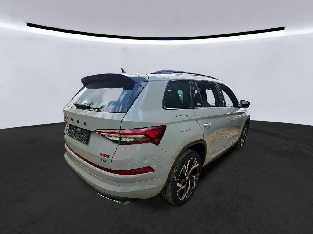 Fahrzeugabbildung SKODA Kodiaq 2.0 TSI RS 4x4/PANO/360°CAM/ACC/AHK/7Si./