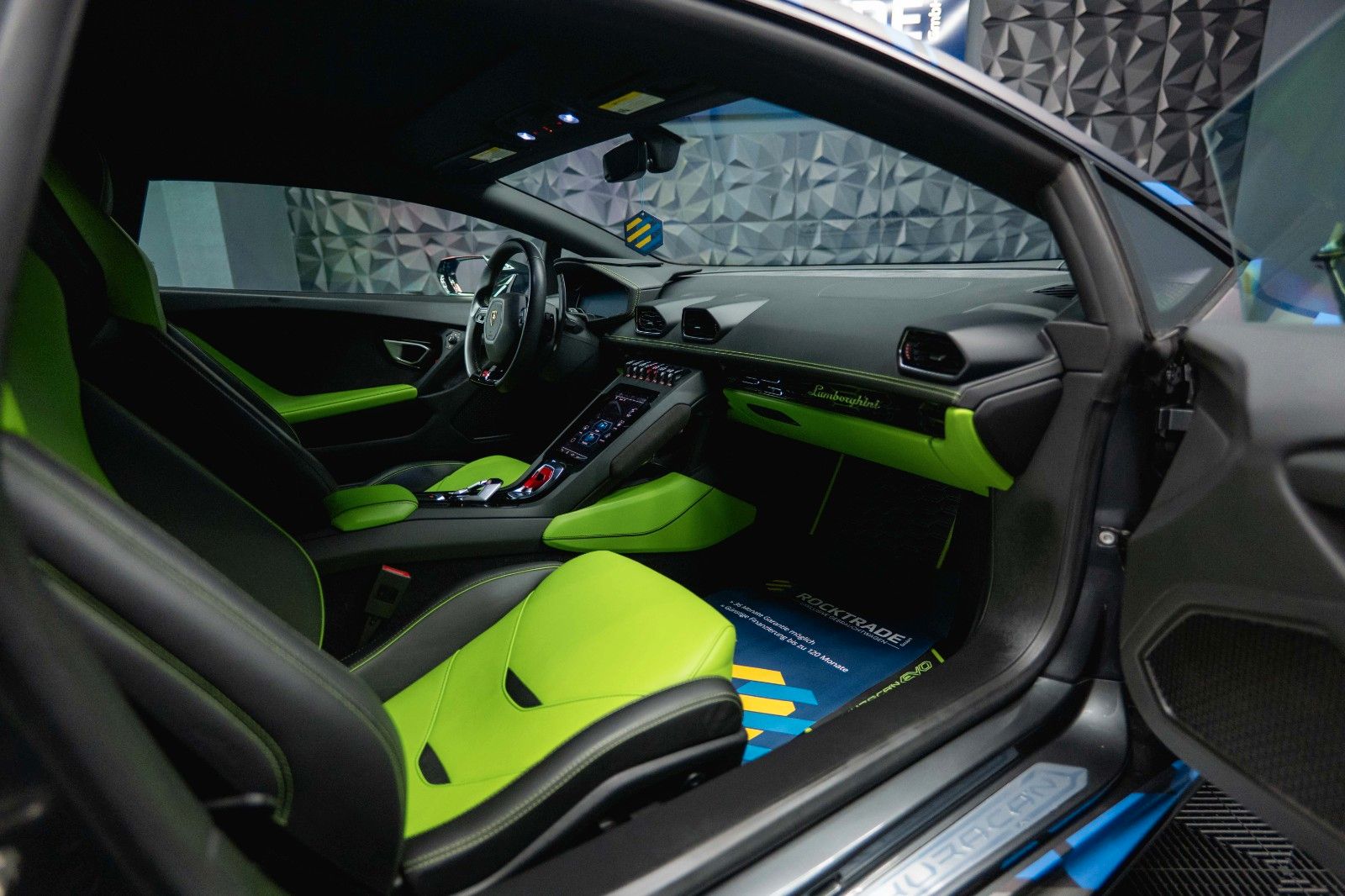 Fahrzeugabbildung Lamborghini Huracán EVO V10 LP640 AWD *Lift*LED*Keramik*19%*