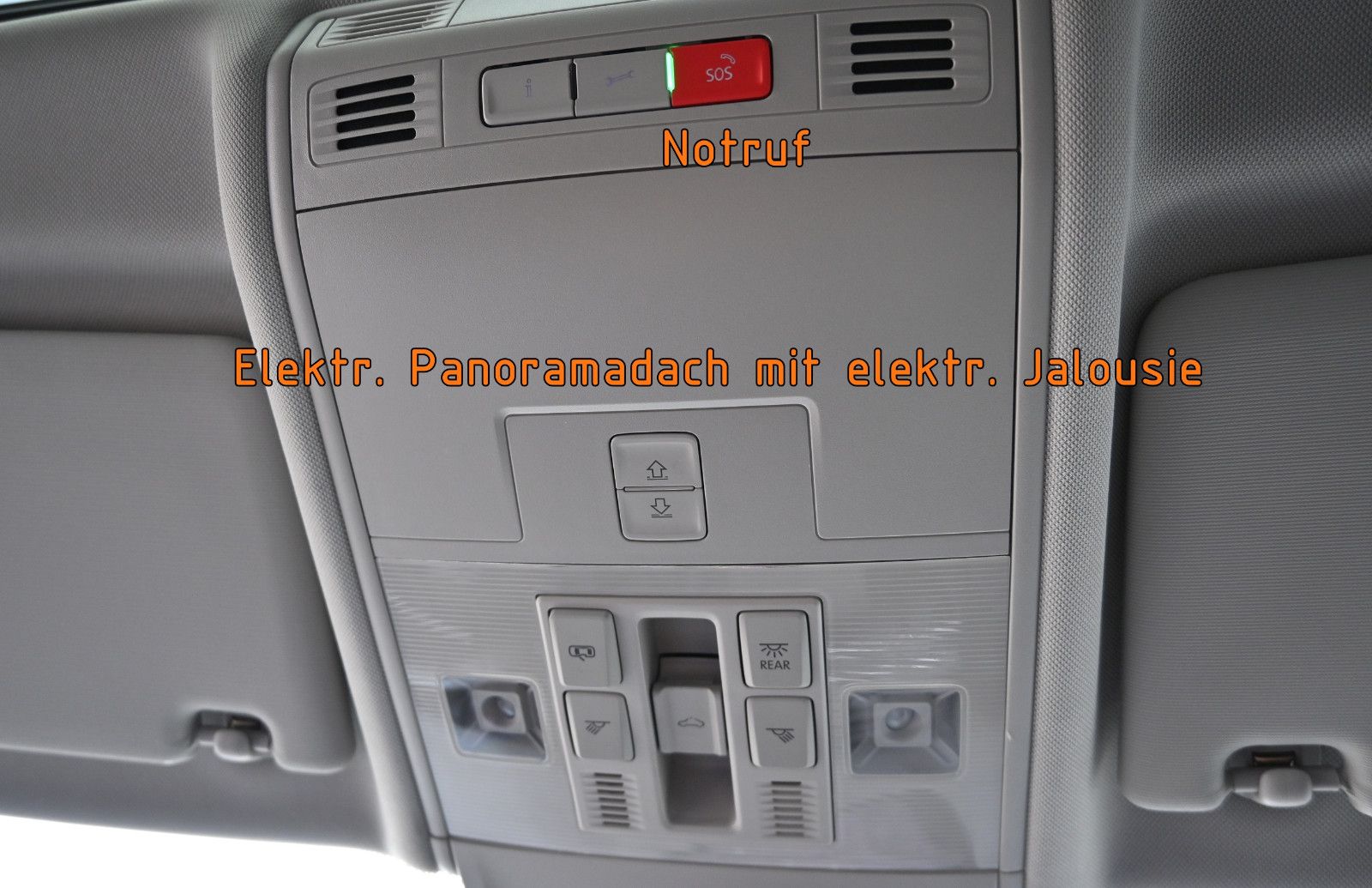 Fahrzeugabbildung Volkswagen Tiguan 1.4 eHybrid DSG Life °ACC°AHK°PANO°KAMERA