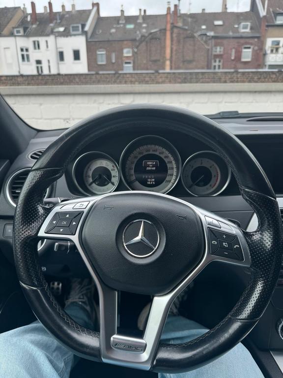 Mercedes-Benz C 250