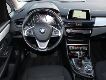 BMW 218 Active Tourer - 10
