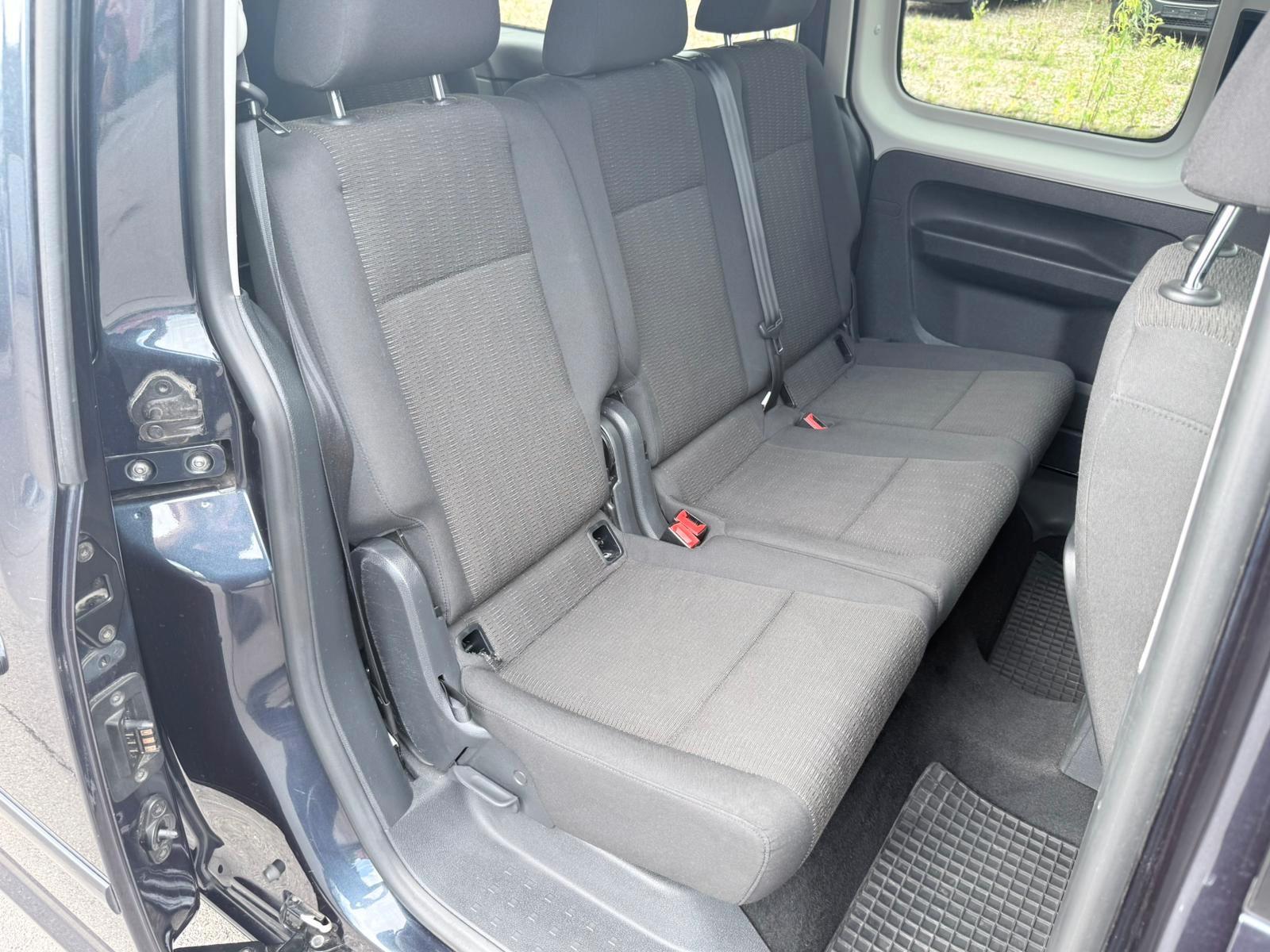 Volkswagen Caddy Maxi Comfortline BMT DSG PDC
