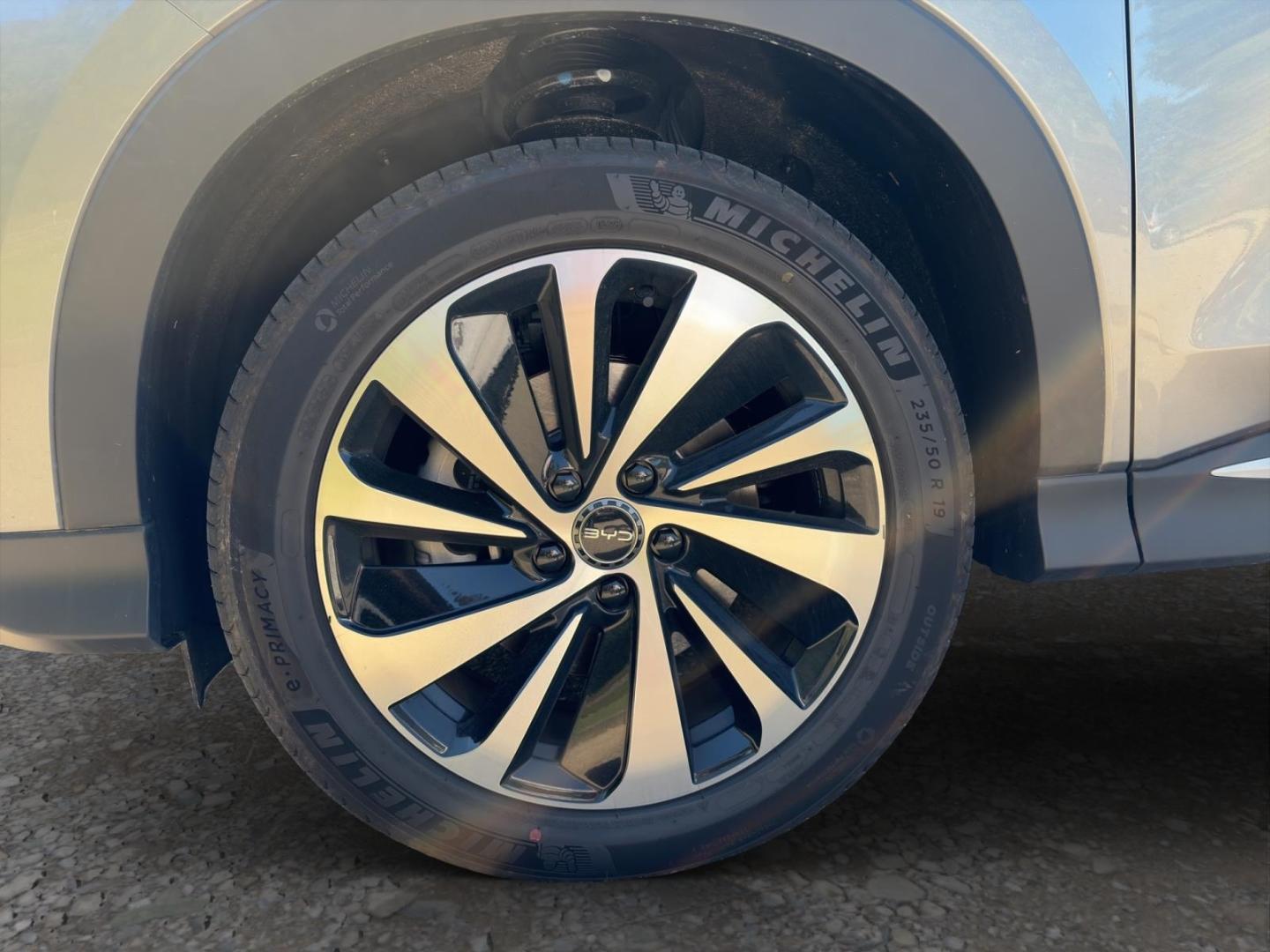 BYD Seal U 1.5 DM-i PHEV Design AWD SHZ PANO HUD