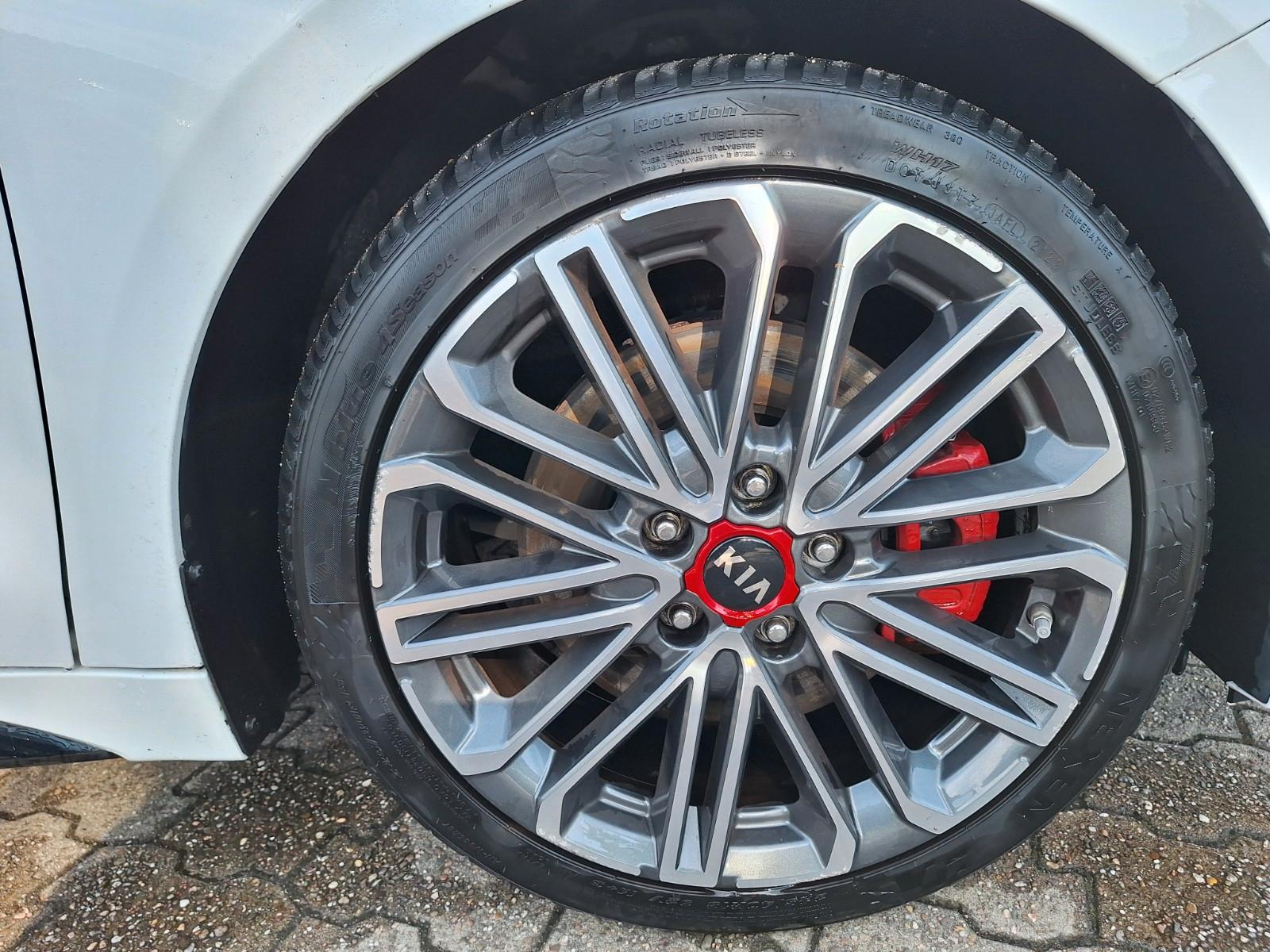 Kia ProCeed  GT  LEDER DCT Kamera