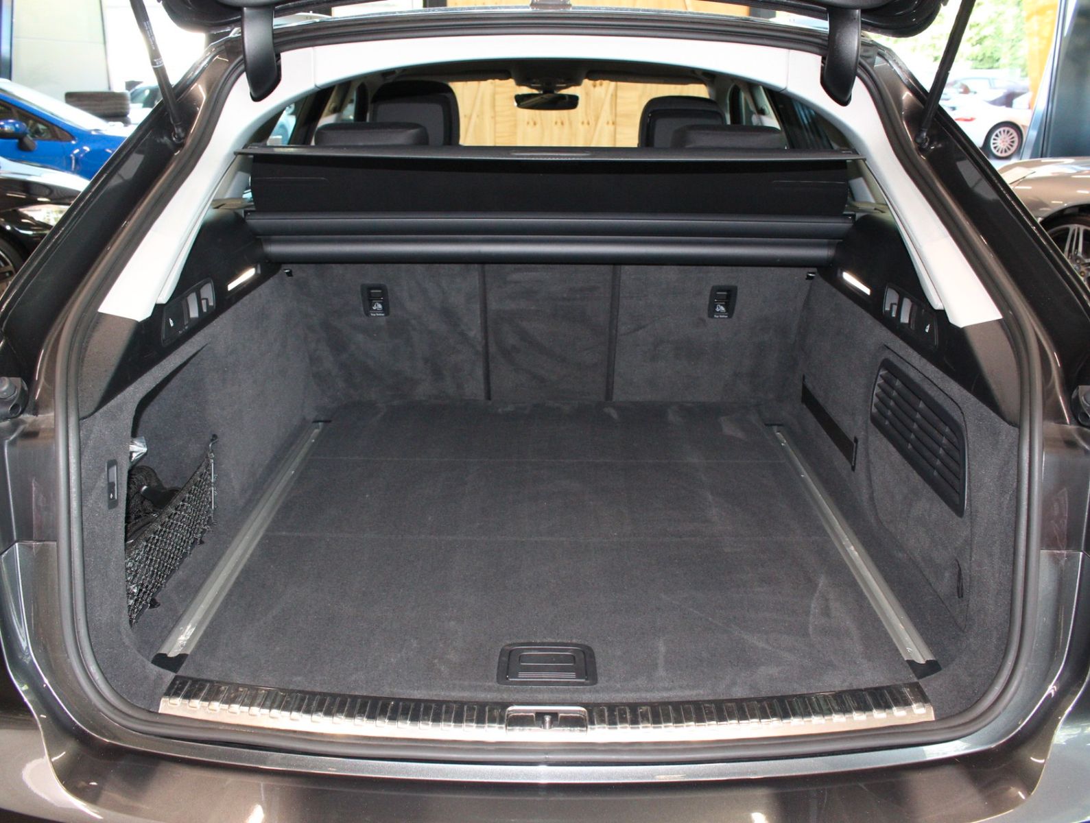 Fahrzeugabbildung Audi A6 Avant 45TDI quattro sport Standhzg.*Pano*360°