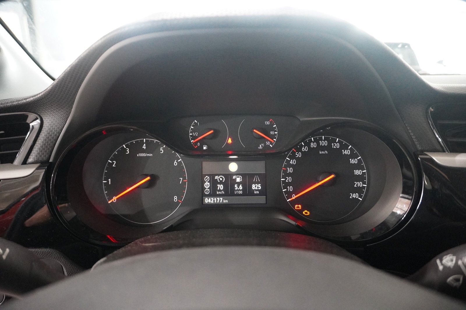 Fahrzeugabbildung Opel Corsa F 1.2T EDITION NAVI/USN/TEMP./SPORT/DAB+