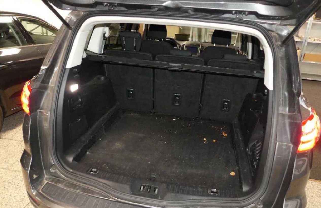 Fahrzeugabbildung Ford S-Max 2.0d Trend NAVI/SHZ/RFK/AHK/PDC