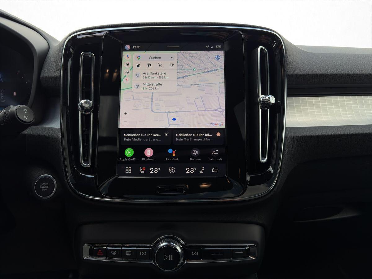 Volvo XC40 B3 Black Edition Plus, AHK Pano 20"LM-Felge