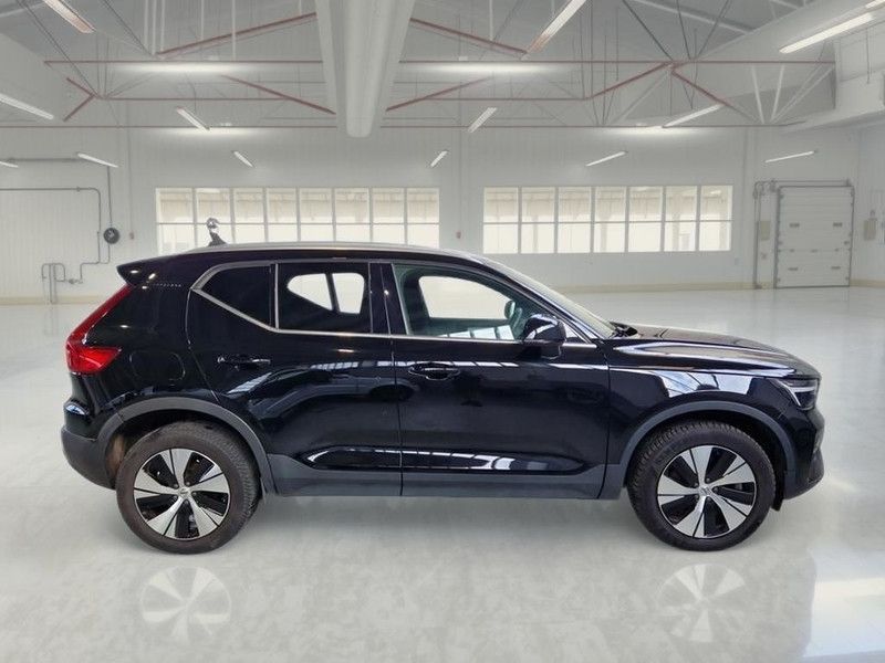 Volvo VOLVO XC40 T4 RECHARGE PLUG-IN AUTO CORE SUV imagem 3