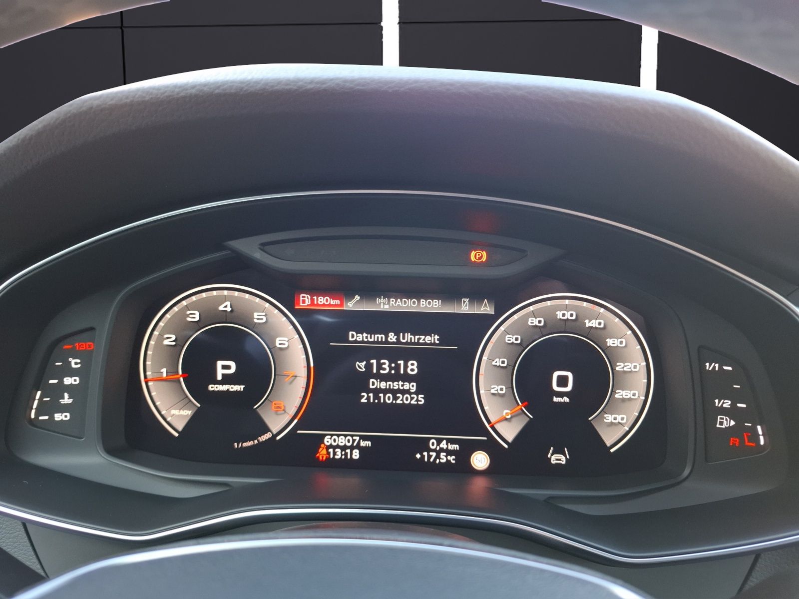 Fahrzeugabbildung Audi A6 Avant 45 TFSI sport quattro S-tronic STH LED