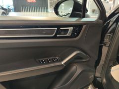 Fahrzeugabbildung Porsche Cayenne Coupe *SPORT-CHRONO* (18WG/PANO/SOFT/MA