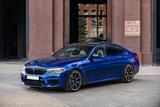 BMW M5 /Sitzlüftung/Driver's-Package/Keyless/*460€ - blaue BMW M5