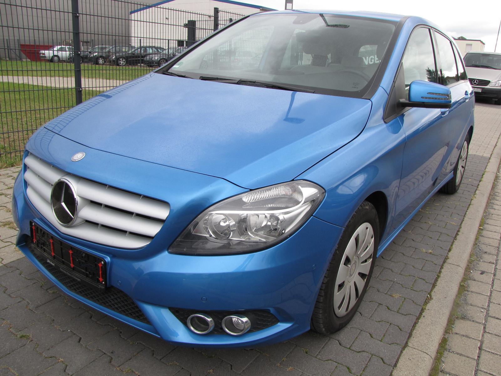 Mercedes-Benz B 200 Automatik MB Scheckheft gepflegt AHK