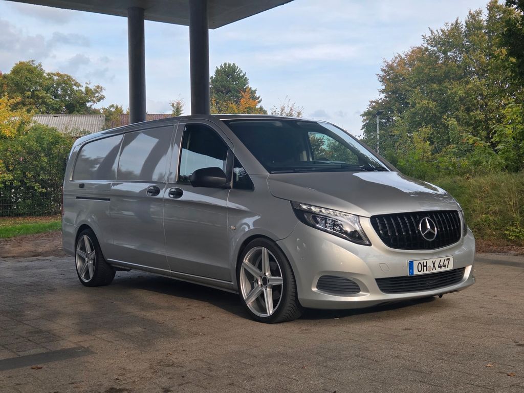 Image of Mercedes-Benz Vito
