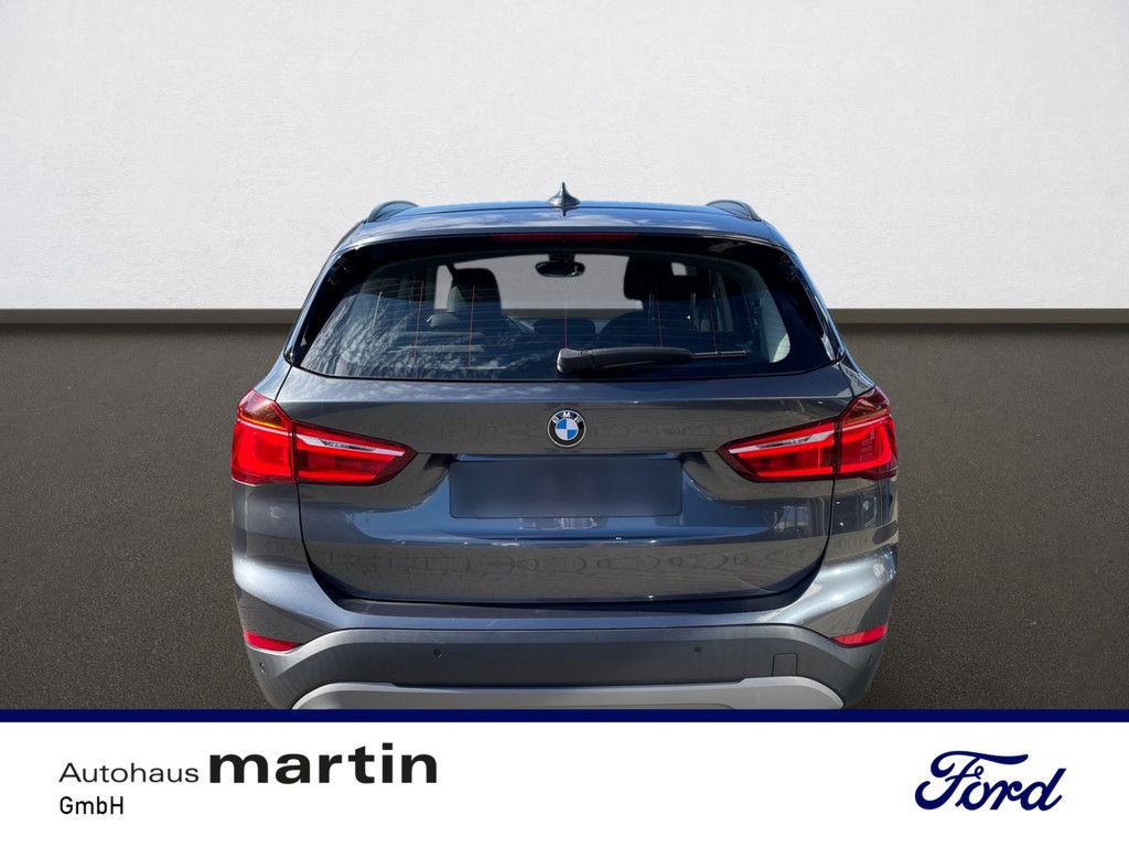 Fahrzeugabbildung BMW X1 xDrive 18d Advantage KEYLESS PDC SHZ NAVI LED